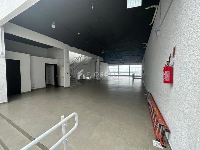 Ponto Comercial aluguel em Barreiros, São José