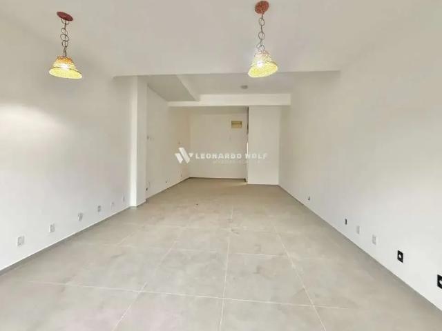 Ponto Comercial aluguel em Kobrasol, São José