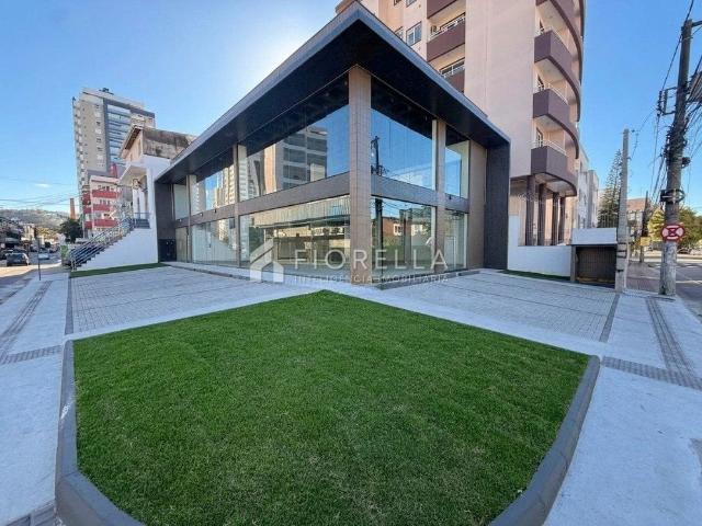 Ponto Comercial aluguel em Kobrasol, São José