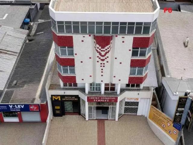 Ponto Comercial aluguel em Kobrasol, São José