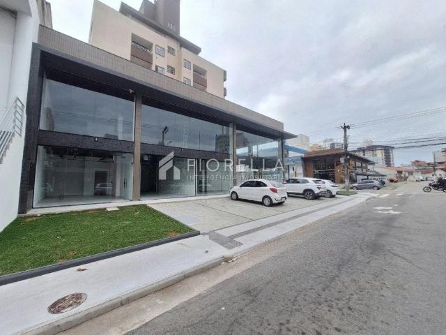 Ponto Comercial aluguel em Kobrasol, São José
