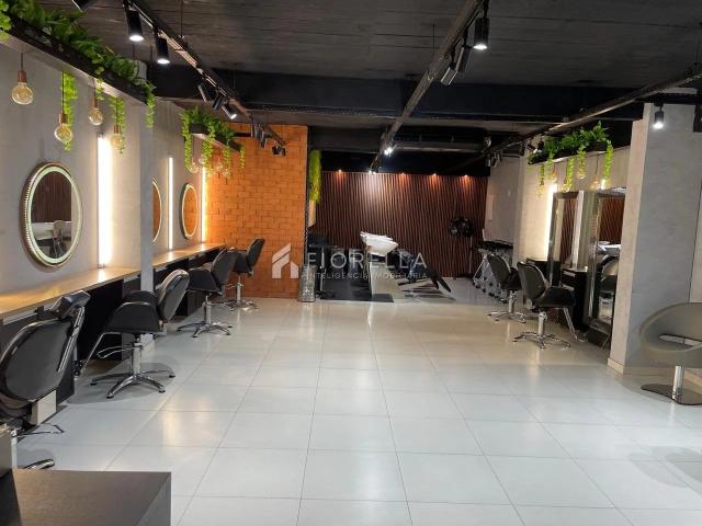 Ponto Comercial aluguel em Kobrasol, São José