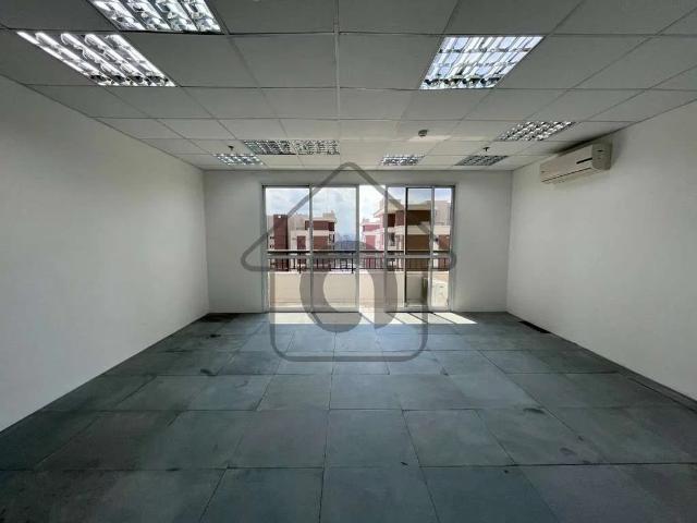 Ponto Comercial aluguel em Região Imediata de São Paulo, Região Metropolitana de São Paulo