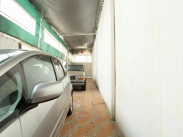 Ponto Comercial aluguel em Região Imediata de São Paulo, Região Metropolitana de São Paulo
