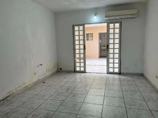 Ponto Comercial aluguel em Região Imediata de São Paulo, Região Metropolitana de São Paulo