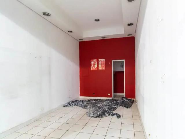 Ponto Comercial aluguel em Região Imediata de São Paulo, Região Metropolitana de São Paulo