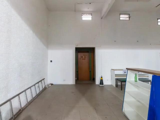 Ponto Comercial aluguel em Região Imediata de São Paulo, Região Metropolitana de São Paulo