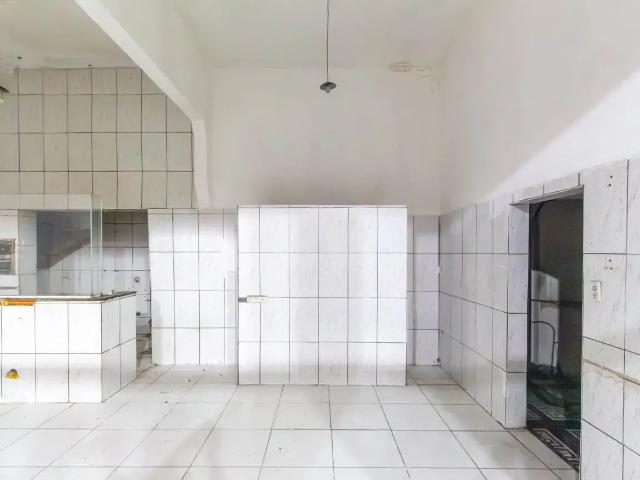 Ponto Comercial aluguel em Região Imediata de São Paulo, Região Metropolitana de São Paulo
