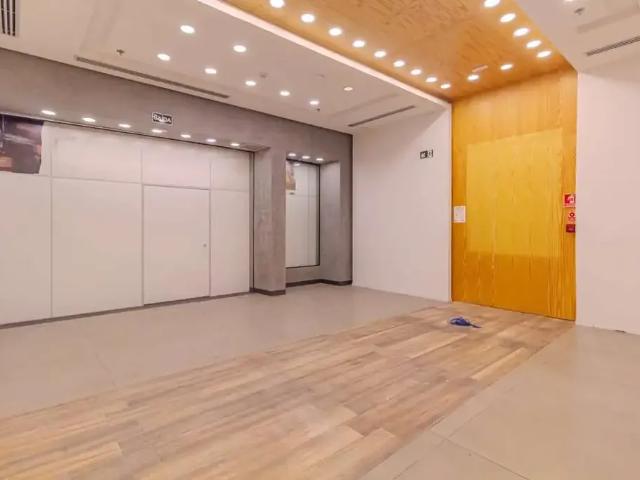 Ponto Comercial aluguel em Região Imediata de São Paulo, Região Metropolitana de São Paulo