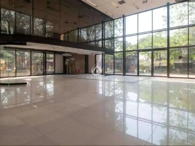 Ponto Comercial aluguel em Região Imediata de São Paulo, Região Metropolitana de São Paulo