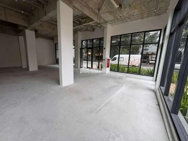 Ponto Comercial aluguel em Região Imediata de São Paulo, Região Metropolitana de São Paulo
