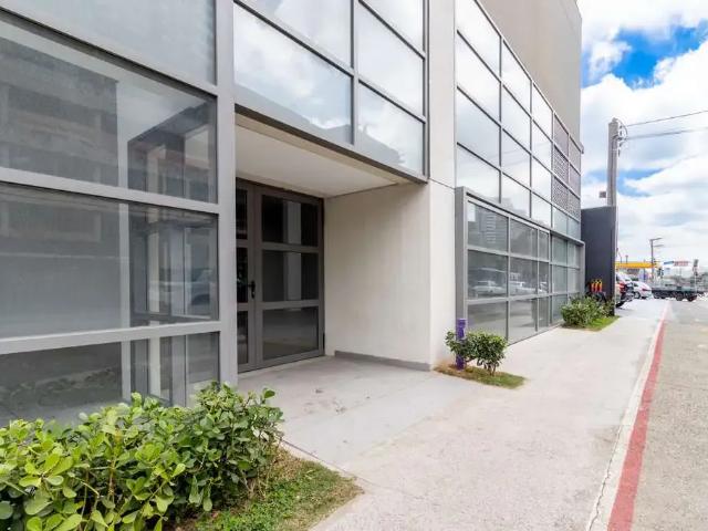 Ponto Comercial aluguel em Região Imediata de São Paulo, Região Metropolitana de São Paulo
