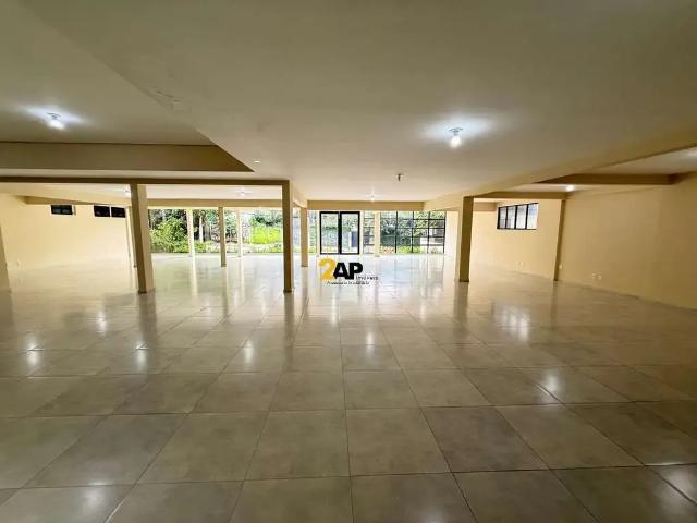 Ponto Comercial aluguel em Região Imediata de São Paulo, Região Metropolitana de São Paulo