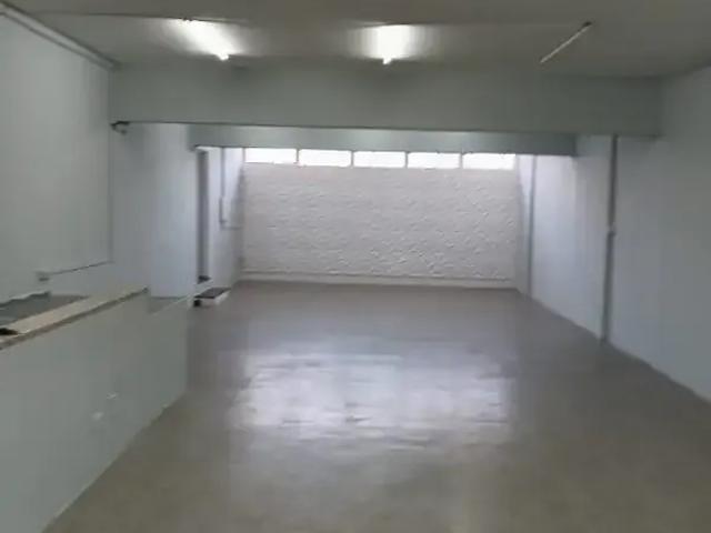 Ponto Comercial aluguel em Região Imediata de São Paulo, Região Metropolitana de São Paulo