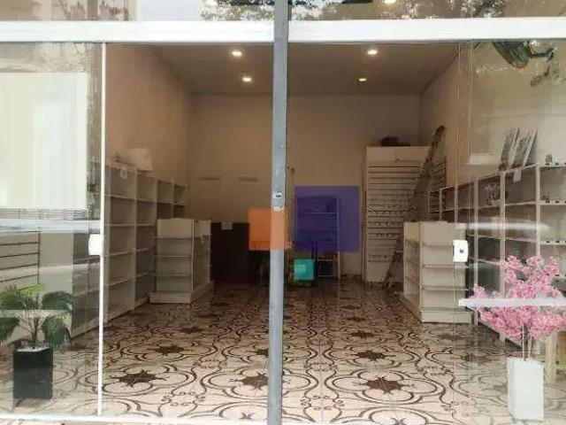 Ponto Comercial aluguel em Região Imediata de São Paulo, Região Metropolitana de São Paulo