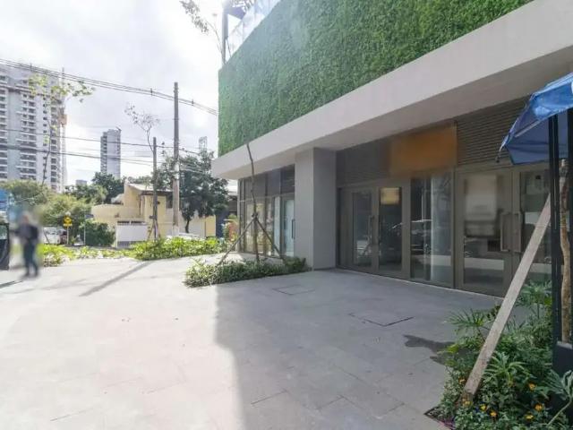 Ponto Comercial aluguel em Região Imediata de São Paulo, Região Metropolitana de São Paulo