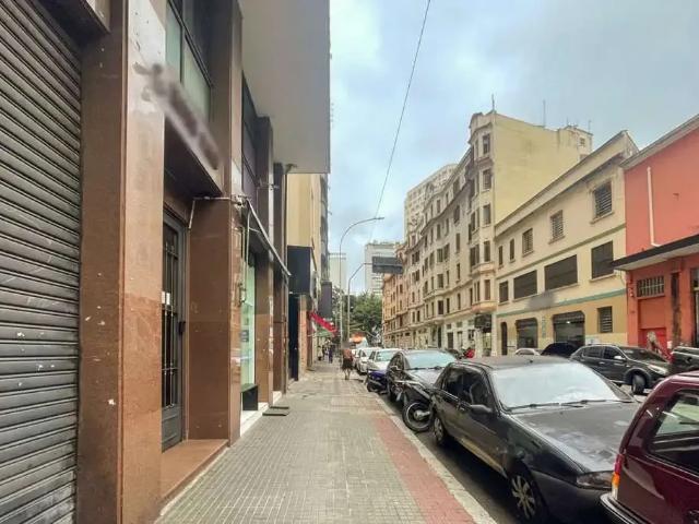 Ponto Comercial aluguel em Região Imediata de São Paulo, Região Metropolitana de São Paulo
