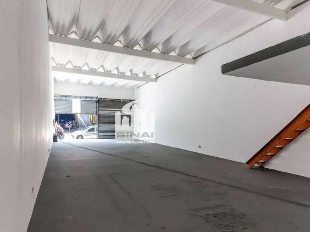 Ponto Comercial aluguel em Região Imediata de São Paulo, Região Metropolitana de São Paulo