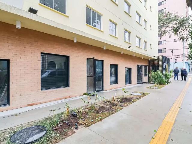 Ponto Comercial aluguel em Região Imediata de São Paulo, Região Metropolitana de São Paulo
