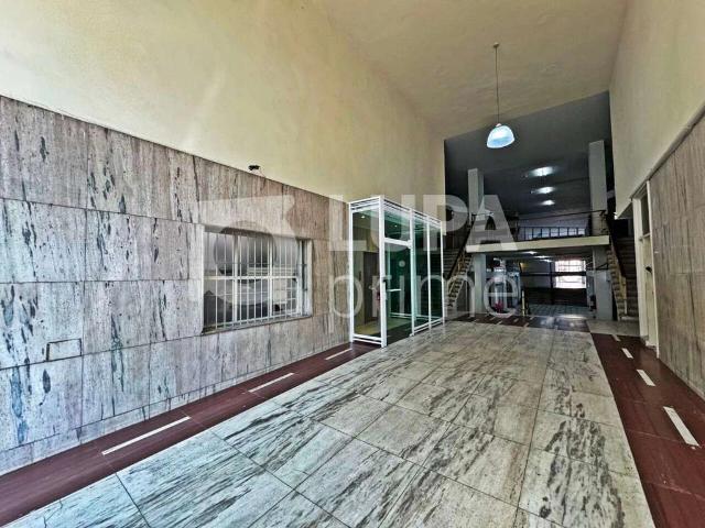 Ponto Comercial aluguel em República, São Paulo