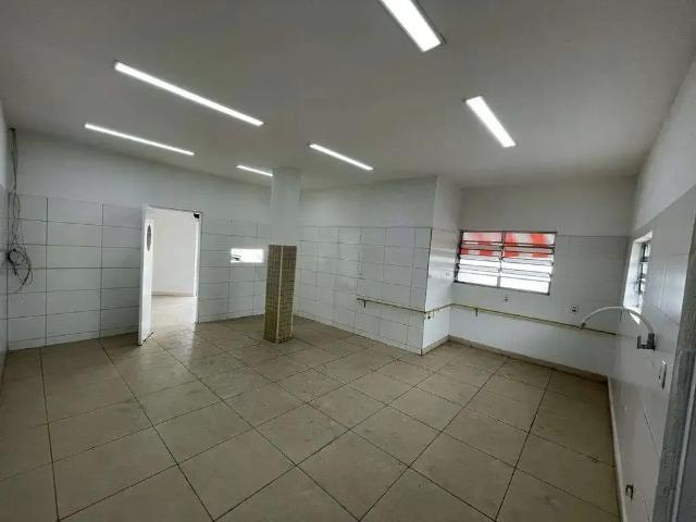 Ponto Comercial aluguel em Região Imediata de São Paulo, Região Metropolitana de São Paulo