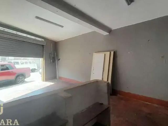Ponto Comercial aluguel em Região Imediata de São Paulo, Região Metropolitana de São Paulo