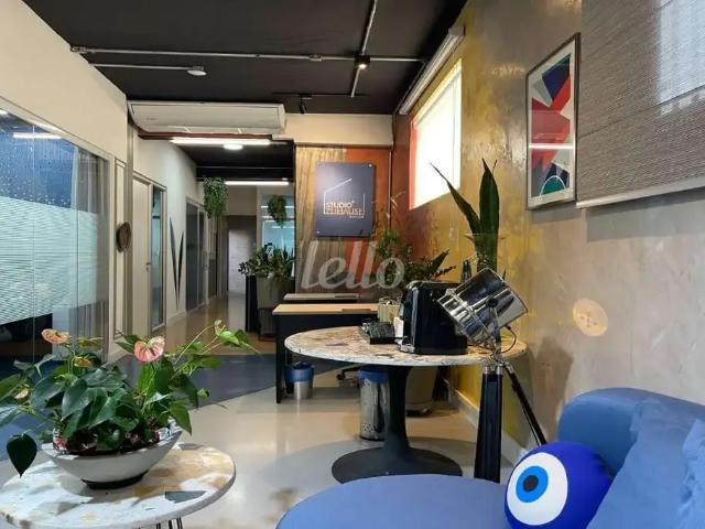 Ponto Comercial aluguel em Região Imediata de São Paulo, Região Metropolitana de São Paulo
