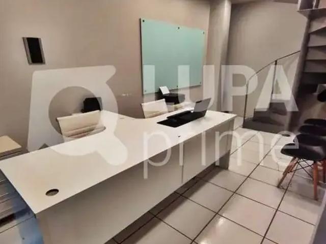 Ponto Comercial aluguel em Região Imediata de São Paulo, Região Metropolitana de São Paulo