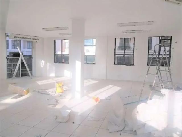Ponto Comercial aluguel em Região Imediata de São Paulo, Região Metropolitana de São Paulo