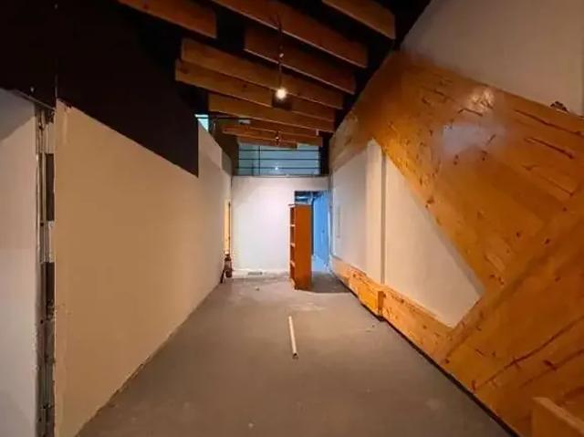 Ponto Comercial aluguel em Região Imediata de São Paulo, Região Metropolitana de São Paulo
