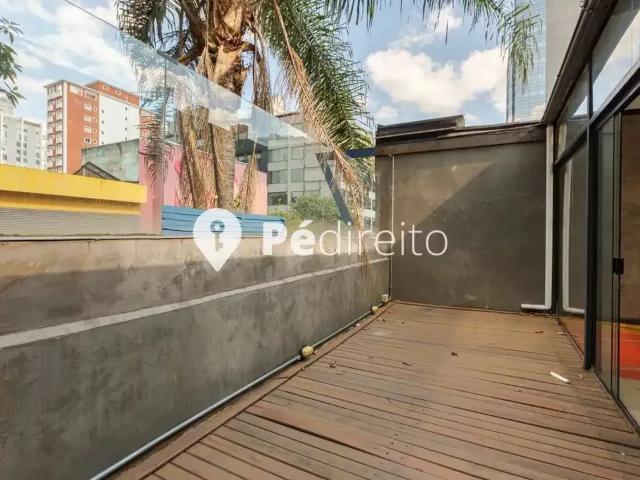 Ponto Comercial aluguel em Região Imediata de São Paulo, Região Metropolitana de São Paulo