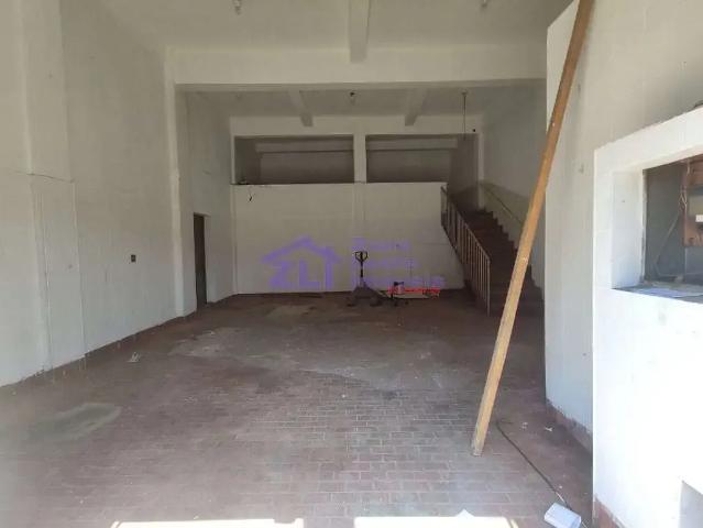 Ponto Comercial aluguel em Região Imediata de São Paulo, Região Metropolitana de São Paulo