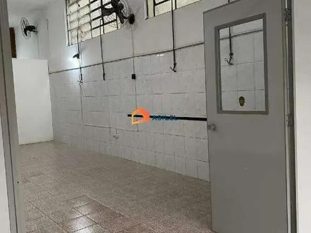 Ponto Comercial aluguel em Região Imediata de São Paulo, Região Metropolitana de São Paulo