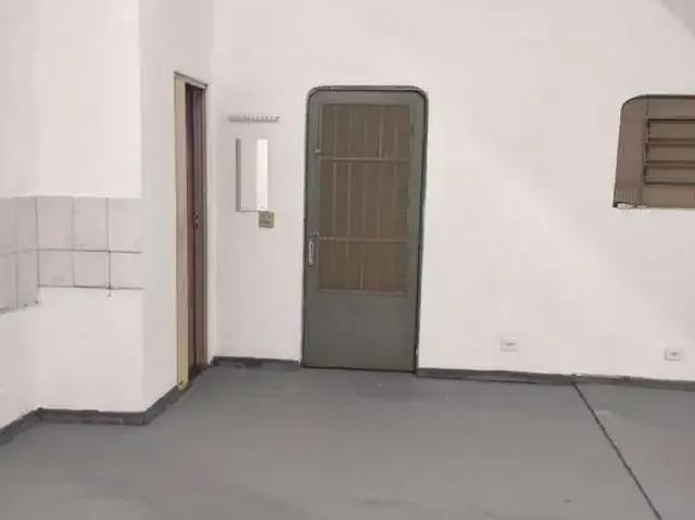 Ponto Comercial aluguel em Região Imediata de São Paulo, Região Metropolitana de São Paulo