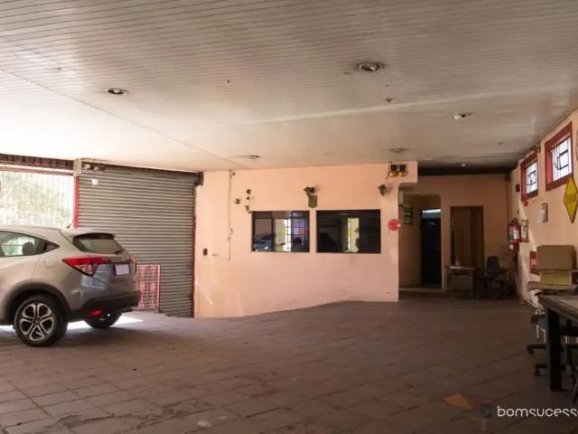 Ponto Comercial aluguel em Região Imediata de São Paulo, Região Metropolitana de São Paulo