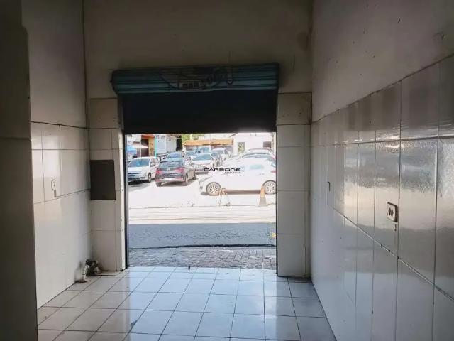 Ponto Comercial aluguel em Região Imediata de São Paulo, Região Metropolitana de São Paulo