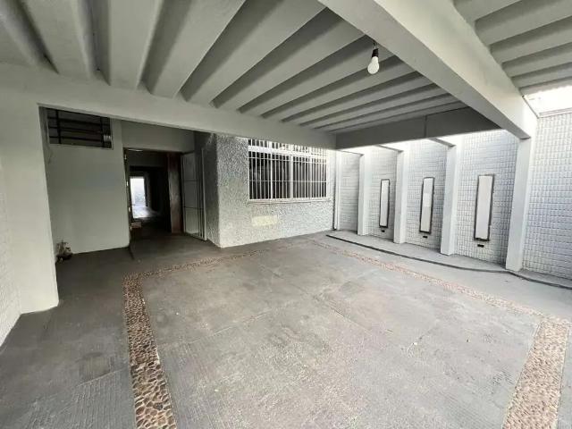 Ponto Comercial aluguel em Região Imediata de São Paulo, Região Metropolitana de São Paulo
