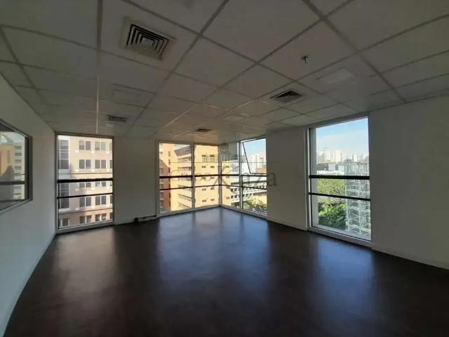 Ponto Comercial aluguel em Região Imediata de São Paulo, Região Metropolitana de São Paulo