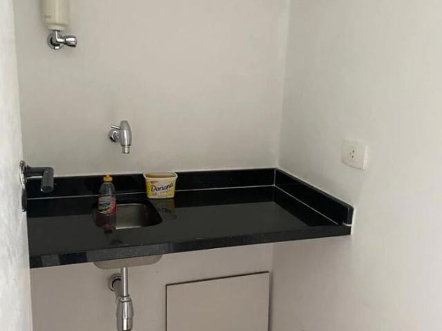 Ponto Comercial aluguel em Região Imediata de São Paulo, Região Metropolitana de São Paulo