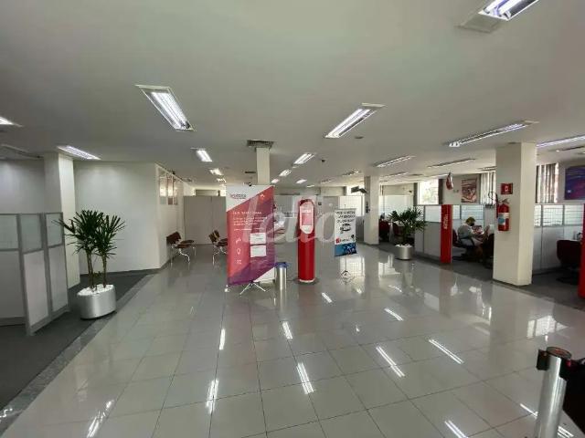 Ponto Comercial aluguel em Região Imediata de São Paulo, Região Metropolitana de São Paulo