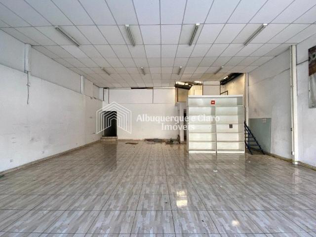 Ponto Comercial aluguel em Região Imediata de São Paulo, Região Metropolitana de São Paulo