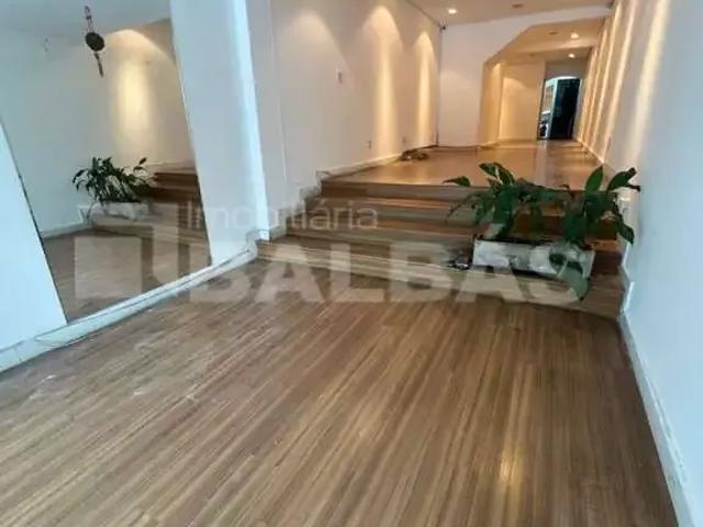 Ponto Comercial aluguel em Região Imediata de São Paulo, Região Metropolitana de São Paulo