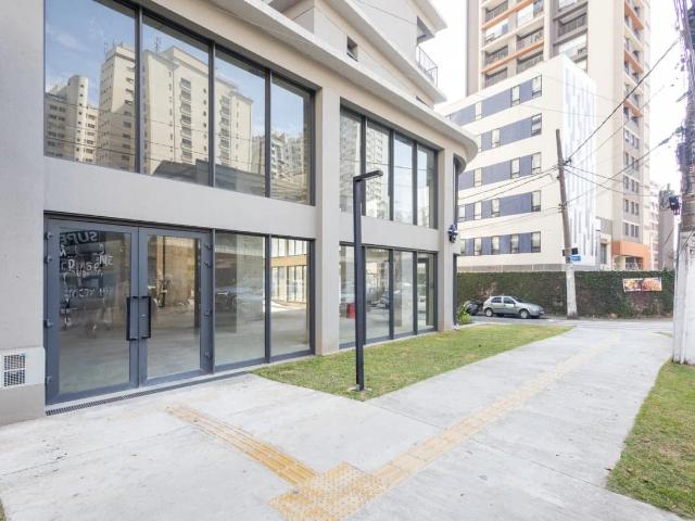Ponto Comercial aluguel em Região Imediata de São Paulo, Região Metropolitana de São Paulo