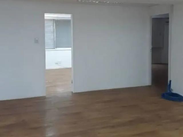 Ponto Comercial aluguel em Região Imediata de São Paulo, Região Metropolitana de São Paulo