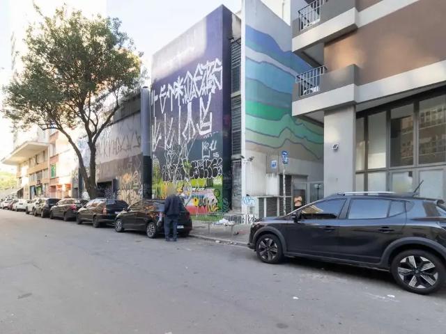 Ponto Comercial aluguel em Região Imediata de São Paulo, Região Metropolitana de São Paulo