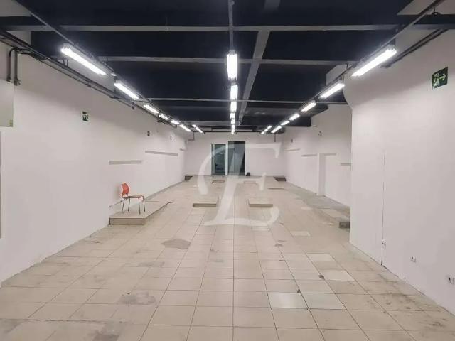 Ponto Comercial aluguel em Região Imediata de São Paulo, Região Metropolitana de São Paulo