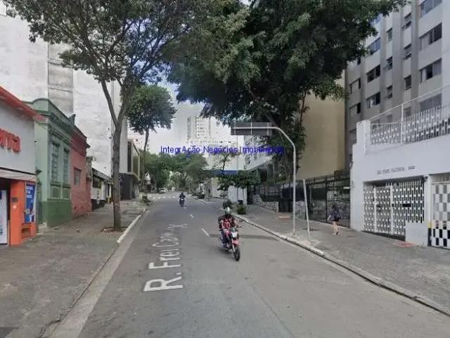 Ponto Comercial aluguel em Região Imediata de São Paulo, Região Metropolitana de São Paulo
