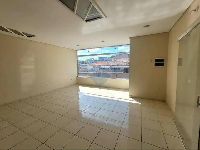 Ponto Comercial aluguel em Região Imediata de São Paulo, Região Metropolitana de São Paulo