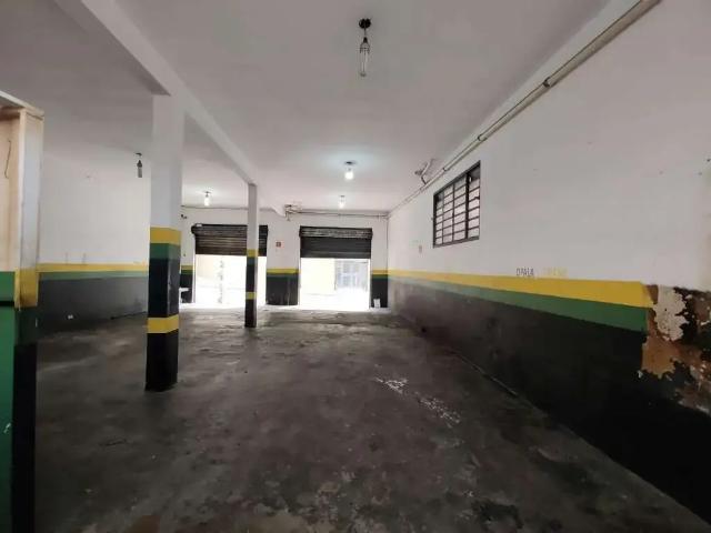 Ponto Comercial aluguel em Região Imediata de São Paulo, Região Metropolitana de São Paulo