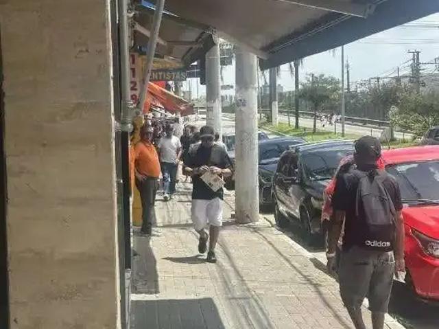 Ponto Comercial aluguel em Região Imediata de São Paulo, Região Metropolitana de São Paulo